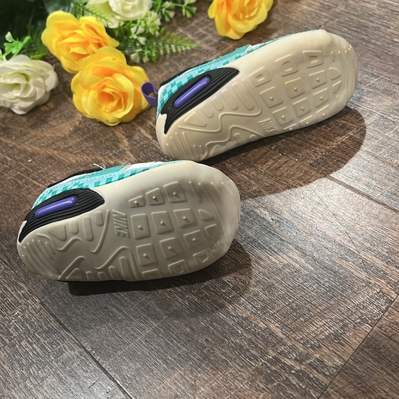 2c Minecraft Nike air max - Picture 3 of 3